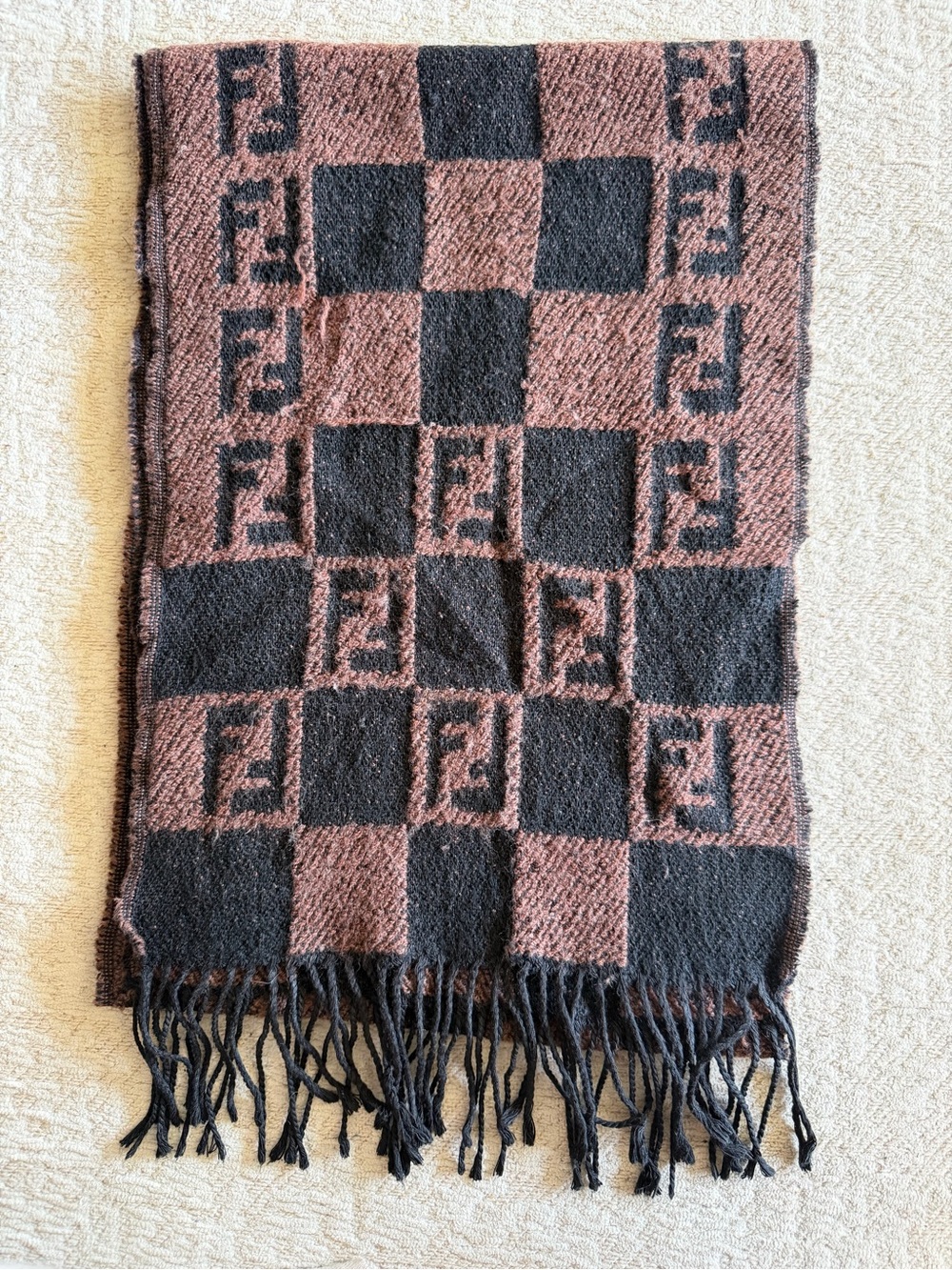 Fendi black and brown logo label knit tag - Picture 2 of 3